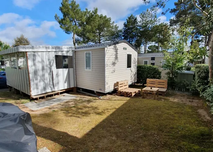 Du Bois Dormant * סן ז'אן דה מון